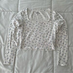 NWOT Hollister Long Sleeve Crop Top S